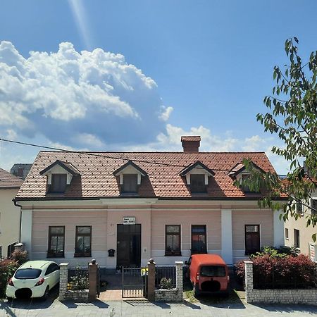 Rooms Cehovin Postojna Exteriör bild