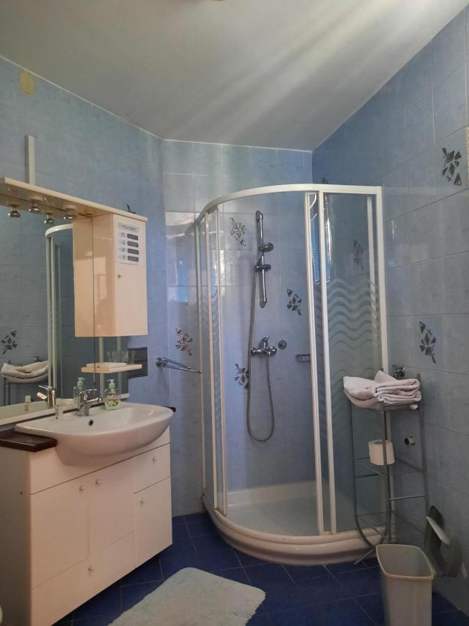 Rooms Cehovin Postojna Exteriör bild