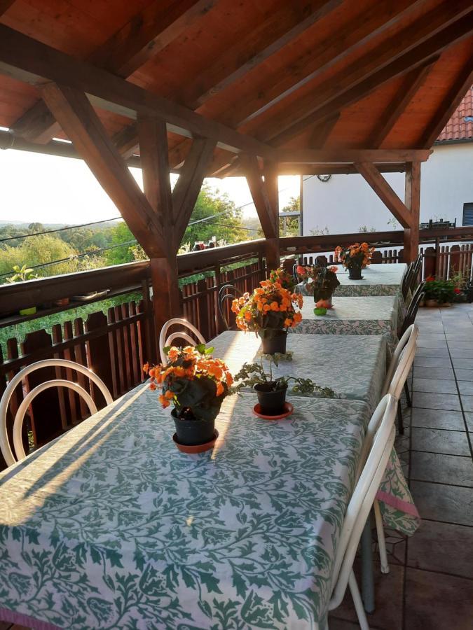 Rooms Cehovin Postojna Exteriör bild